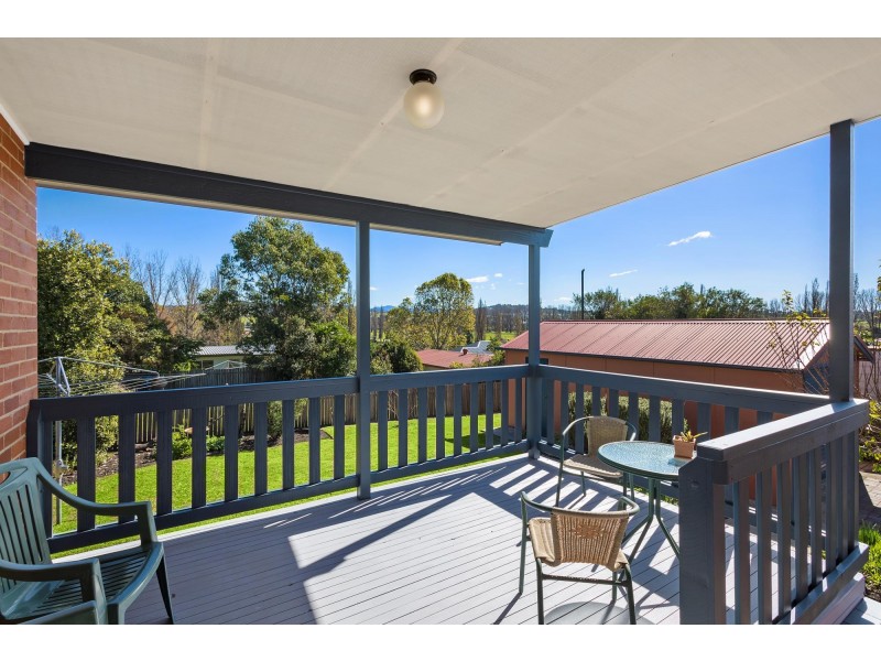 1 Heath Street, Bega NSW 2550