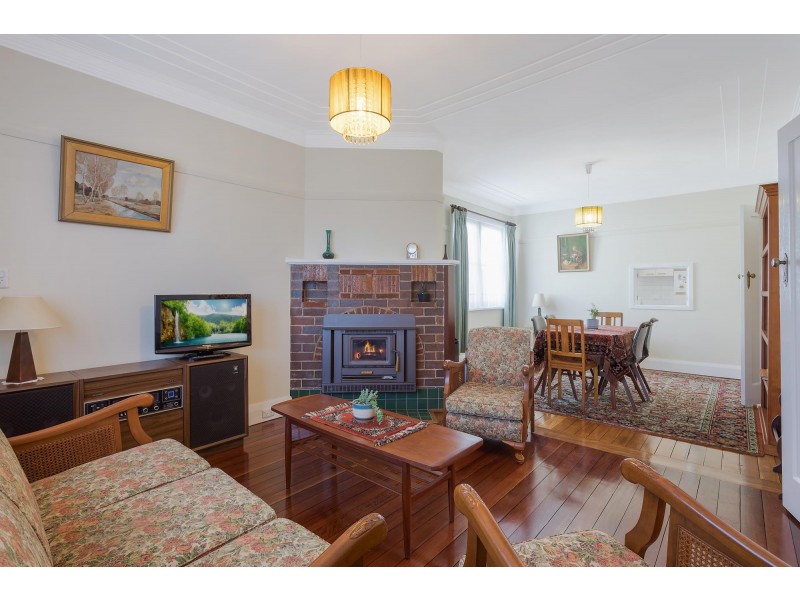 1 Heath Street, Bega NSW 2550