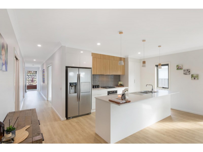 3 Wumbara Close, Bega NSW 2550