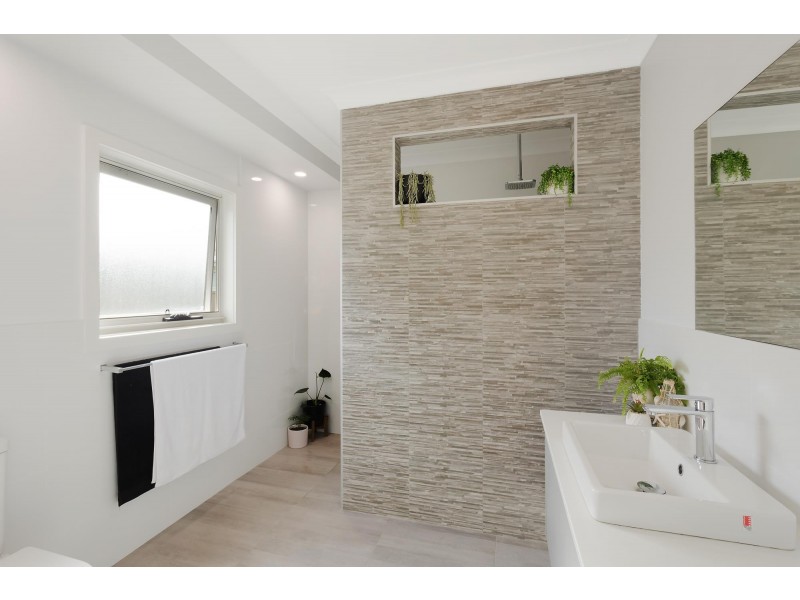 3 Wumbara Close, Bega NSW 2550