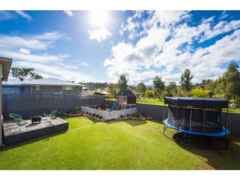 3 Wumbara Close, Bega NSW 2550
