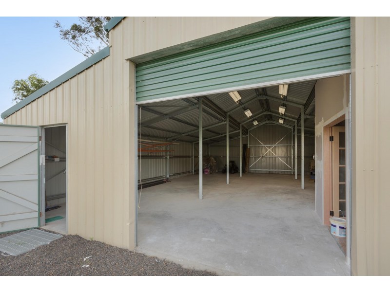 11 Tarlinton Street, Cobargo NSW 2550