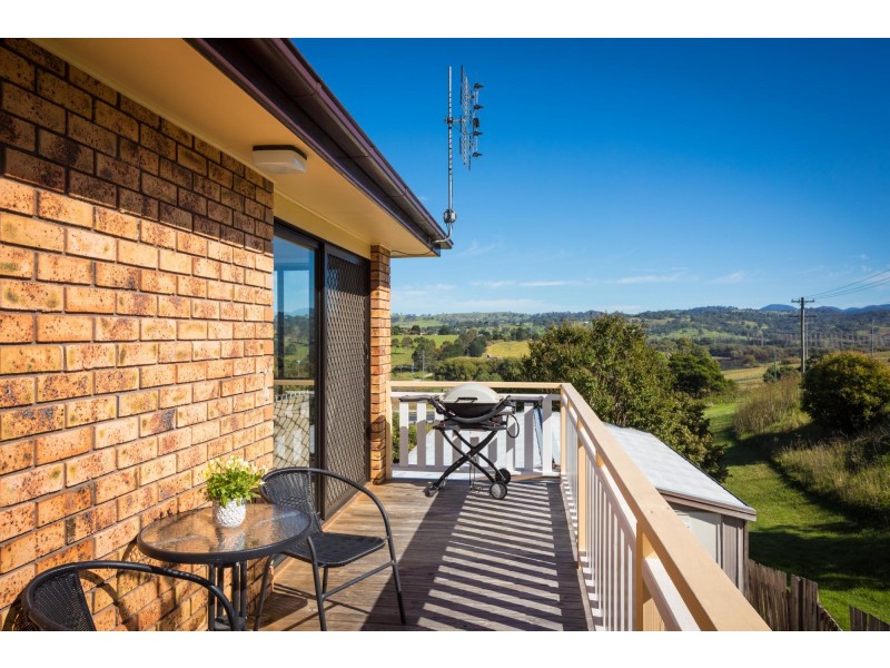 25 Mecklenberg Street, Bega NSW 2550