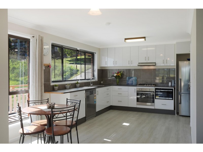 25 Mecklenberg Street, Bega NSW 2550