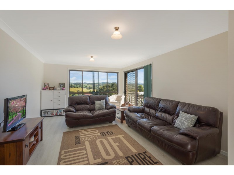 25 Mecklenberg Street, Bega NSW 2550