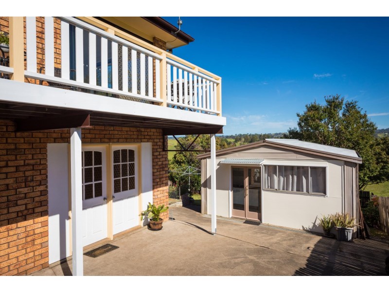 25 Mecklenberg Street, Bega NSW 2550