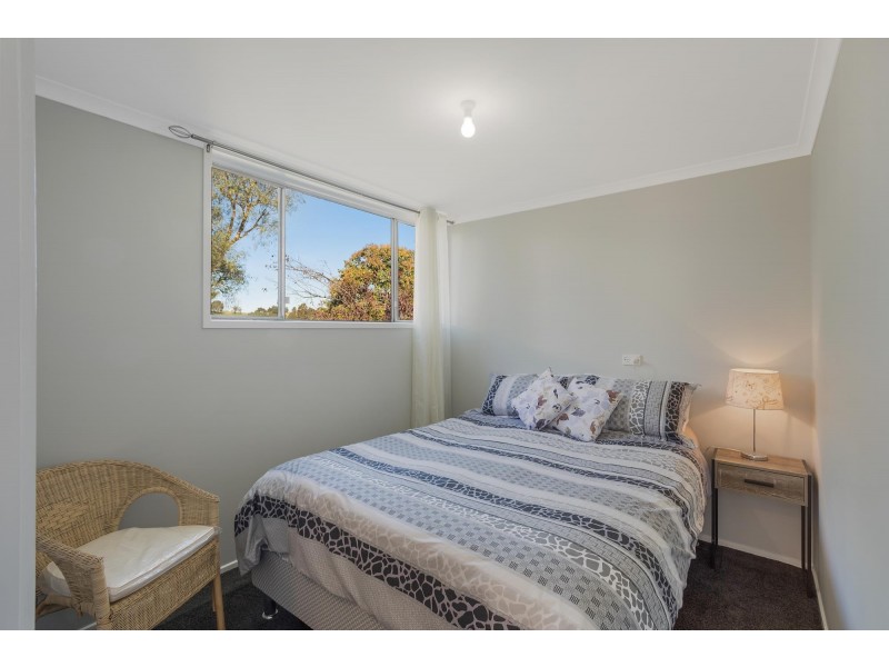 25 Mecklenberg Street, Bega NSW 2550