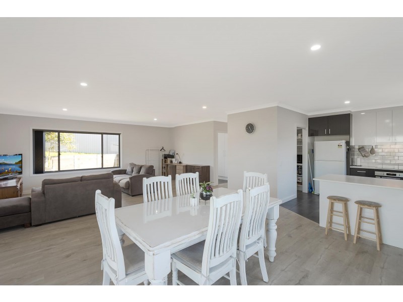 12 Rawlinson Street, Bega NSW 2550