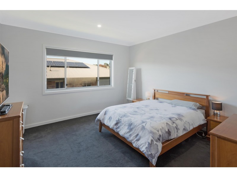 12 Rawlinson Street, Bega NSW 2550