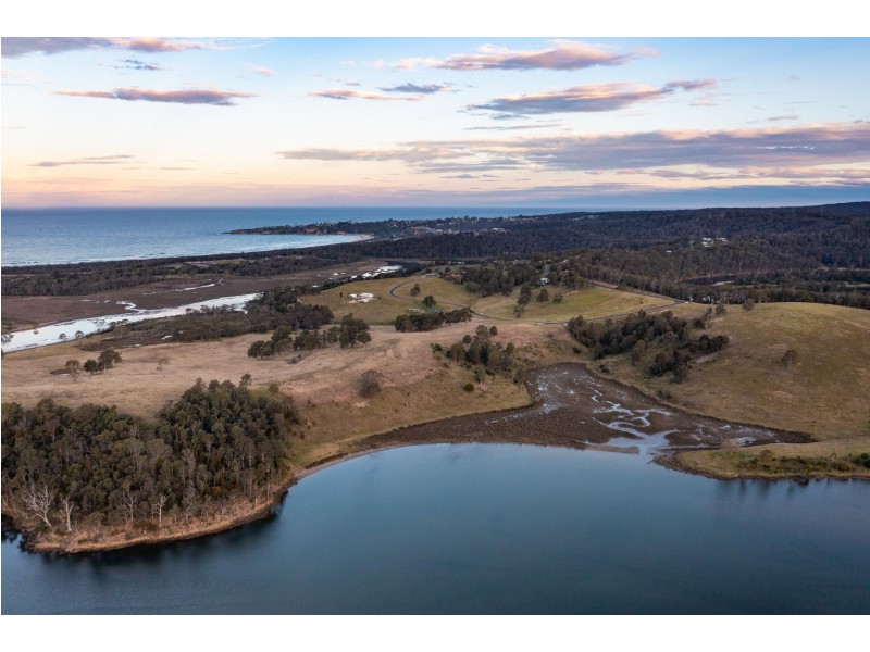 4 Riverine Drive, Tathra NSW 2550