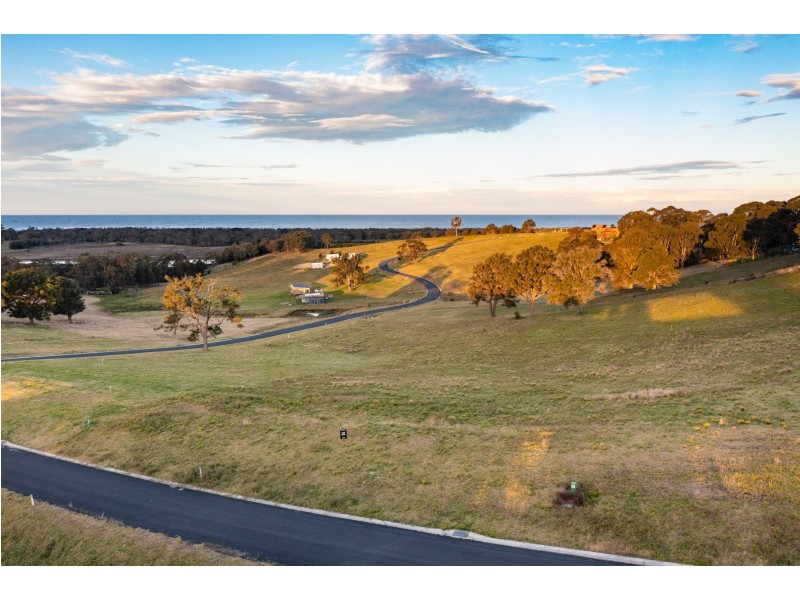 4 Riverine Drive, Tathra NSW 2550