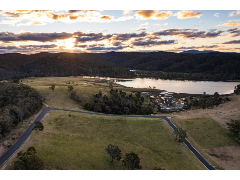 4 Riverine Drive, Tathra NSW 2550