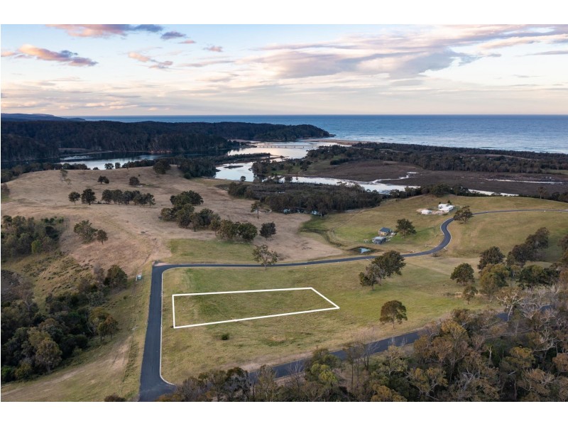 4 Riverine Drive, Tathra NSW 2550