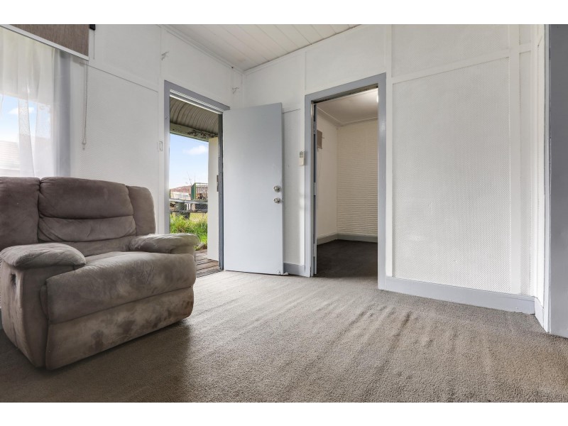 54 Valley Street, Bega NSW 2550