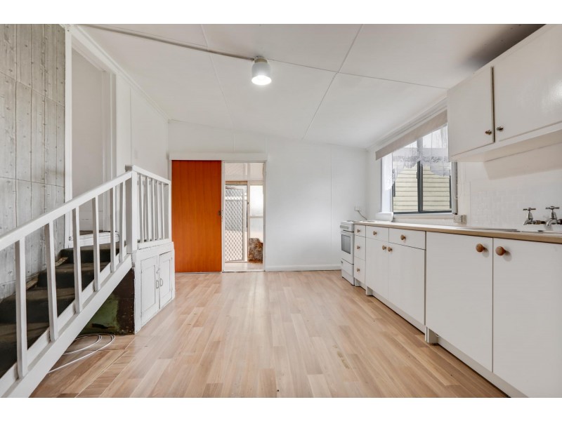 54 Valley Street, Bega NSW 2550