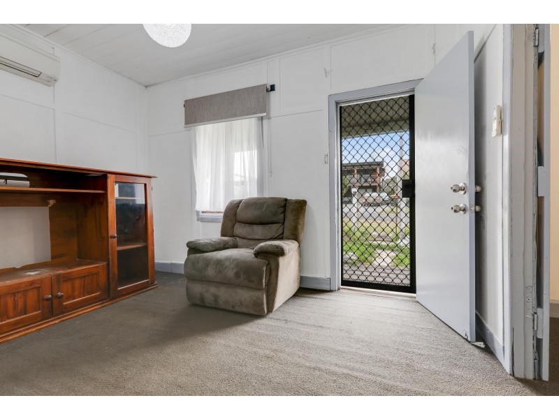 54 Valley Street, Bega NSW 2550