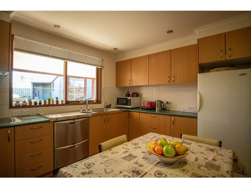 27 Albert Street, Cooma NSW 2630