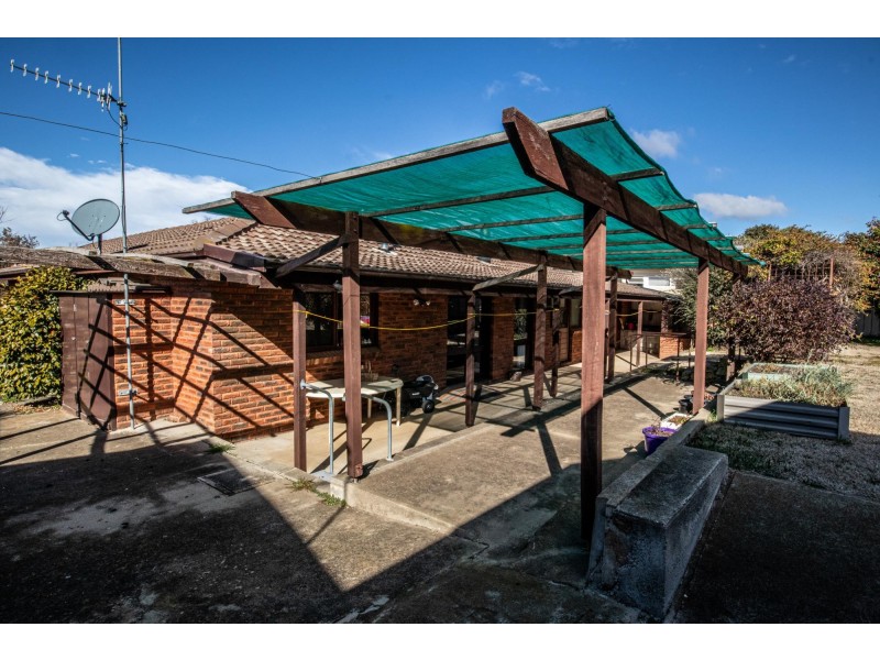 27 Albert Street, Cooma NSW 2630