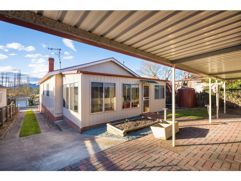 44 Hill Street, Bega NSW 2550