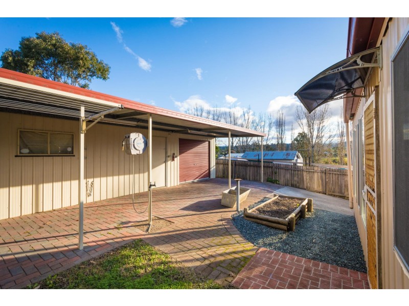 44 Hill Street, Bega NSW 2550