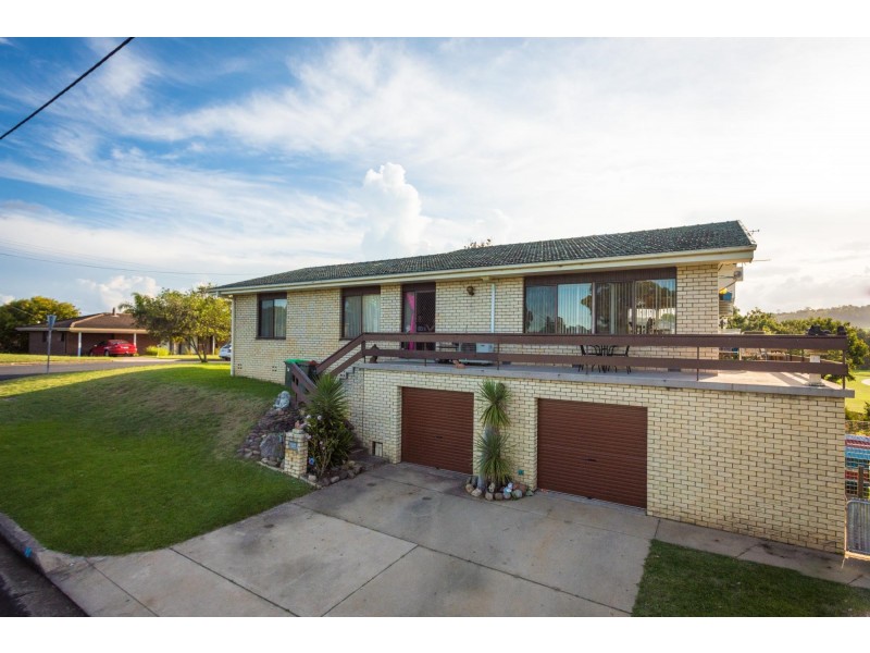 61 Valley Street, Bega NSW 2550