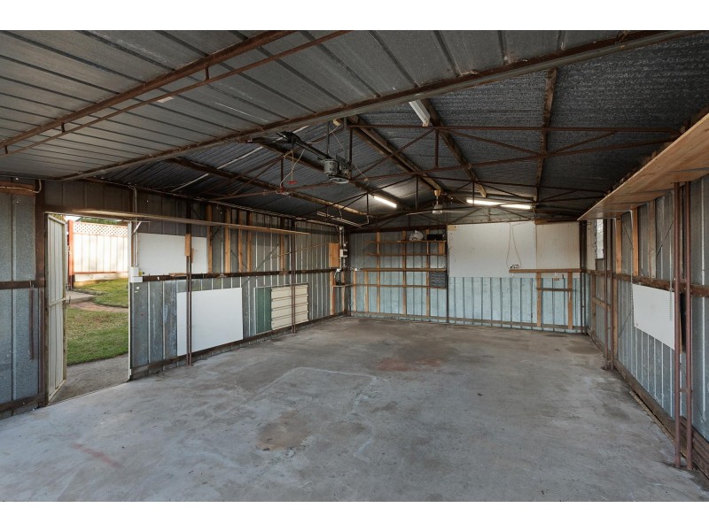 28 Glebe Avenue, Bega NSW 2550