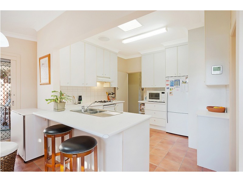 28 Glebe Avenue, Bega NSW 2550