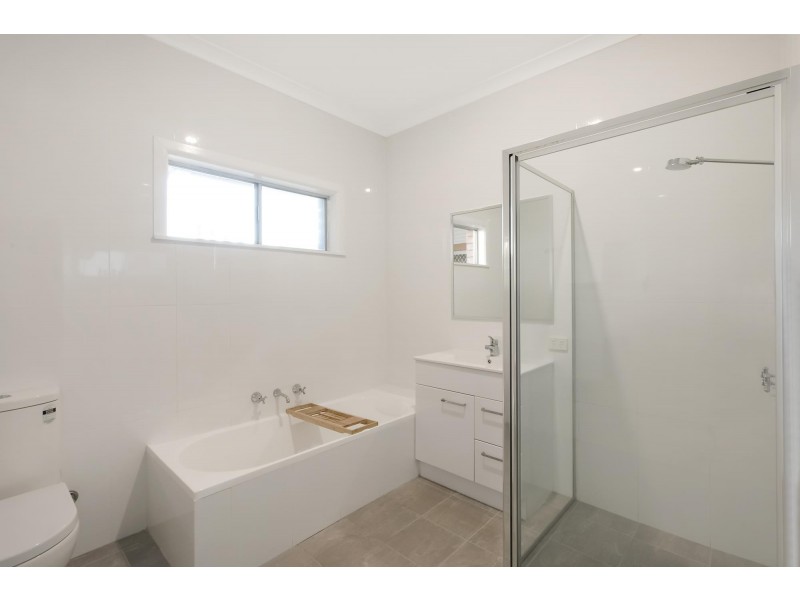 28 Glebe Avenue, Bega NSW 2550