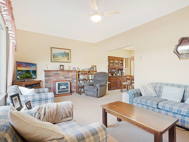 28 Glebe Avenue, Bega NSW 2550