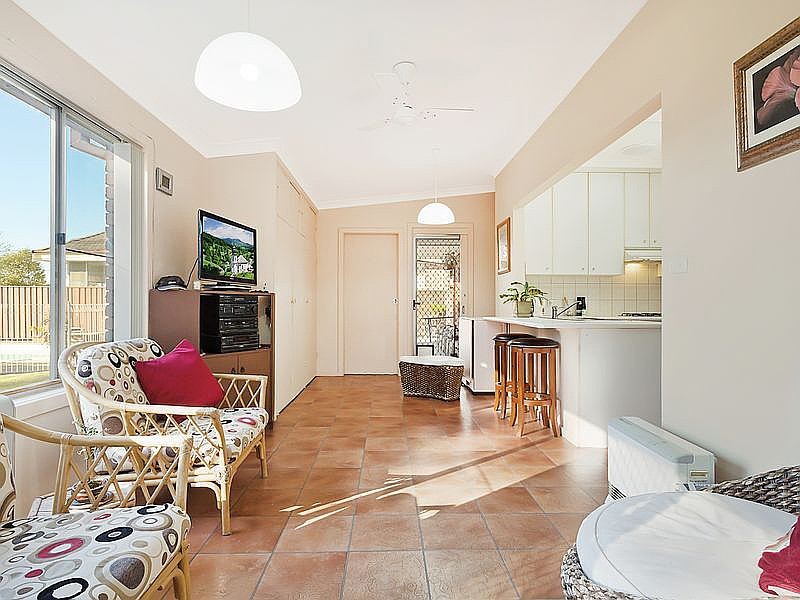 28 Glebe Avenue, Bega NSW 2550