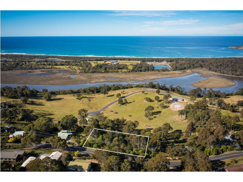 38 Thompsons Drive, Tathra NSW 2550