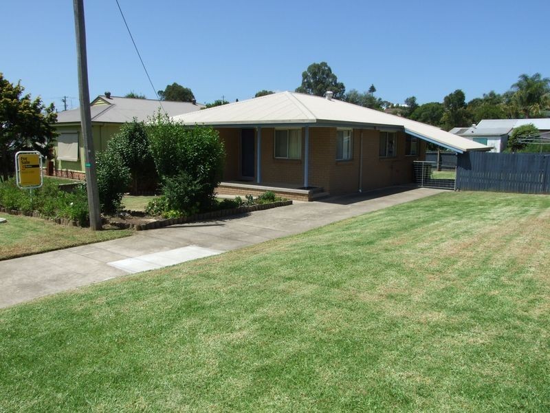 96 Ravenswood Street, Bega NSW 2550