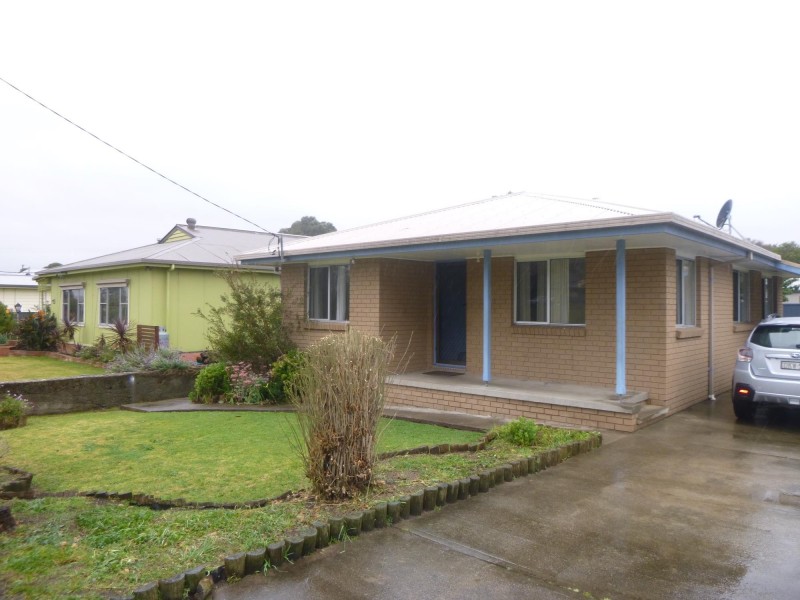 96 Ravenswood Street, Bega NSW 2550