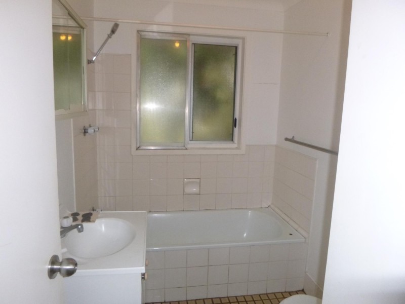 96 Ravenswood Street, Bega NSW 2550