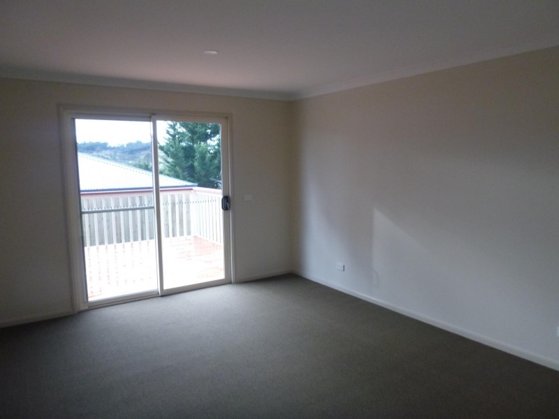 1/3 Gillespie Street, Cobargo NSW 2550