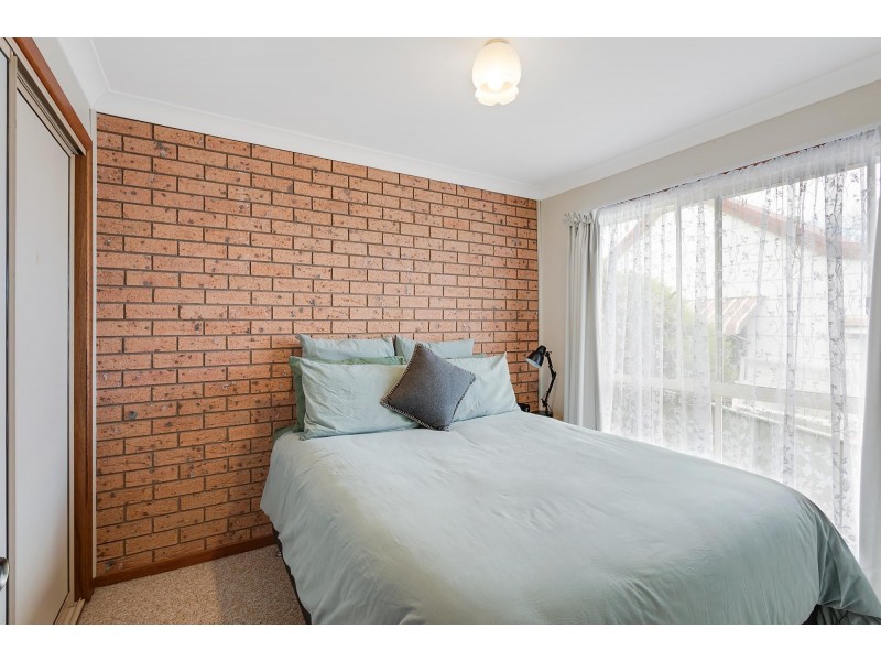 1/3-5 Eden Street, Bega NSW 2550