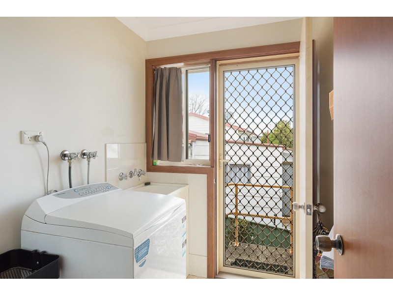 1/3-5 Eden Street, Bega NSW 2550