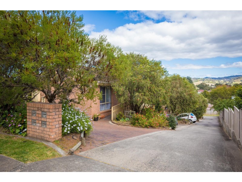 1/3-5 Eden Street, Bega NSW 2550