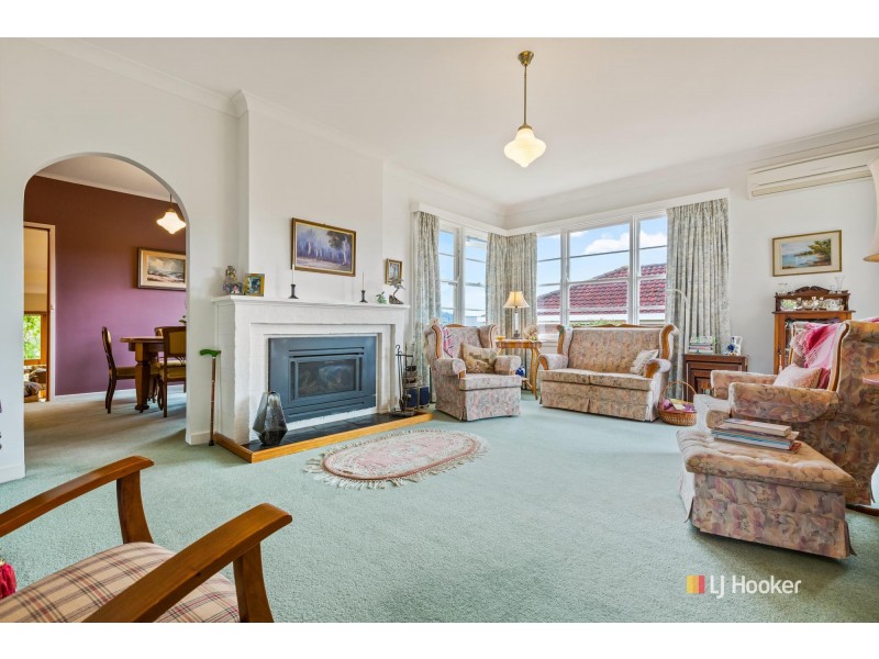 11 Watson Street, Bega NSW 2550