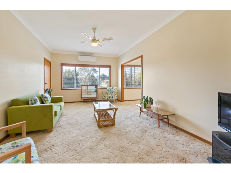 15 Dowling Street, Bega NSW 2550