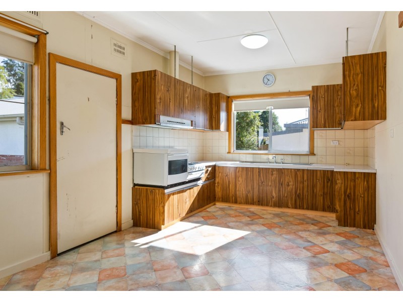 15 Dowling Street, Bega NSW 2550