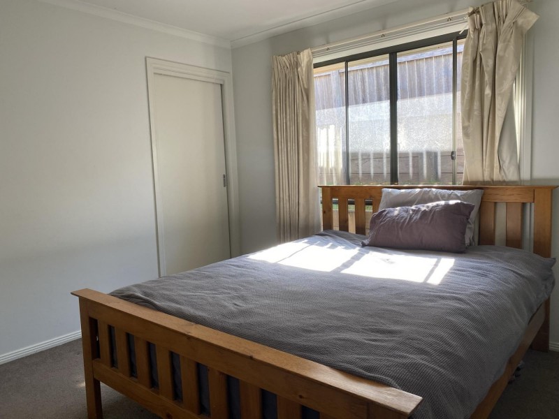 24 Howard Avenue, Bega NSW 2550