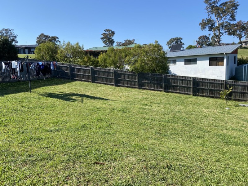 24 Howard Avenue, Bega NSW 2550