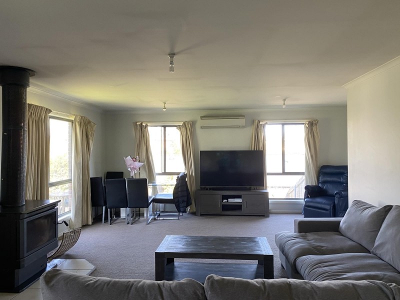 24 Howard Avenue, Bega NSW 2550