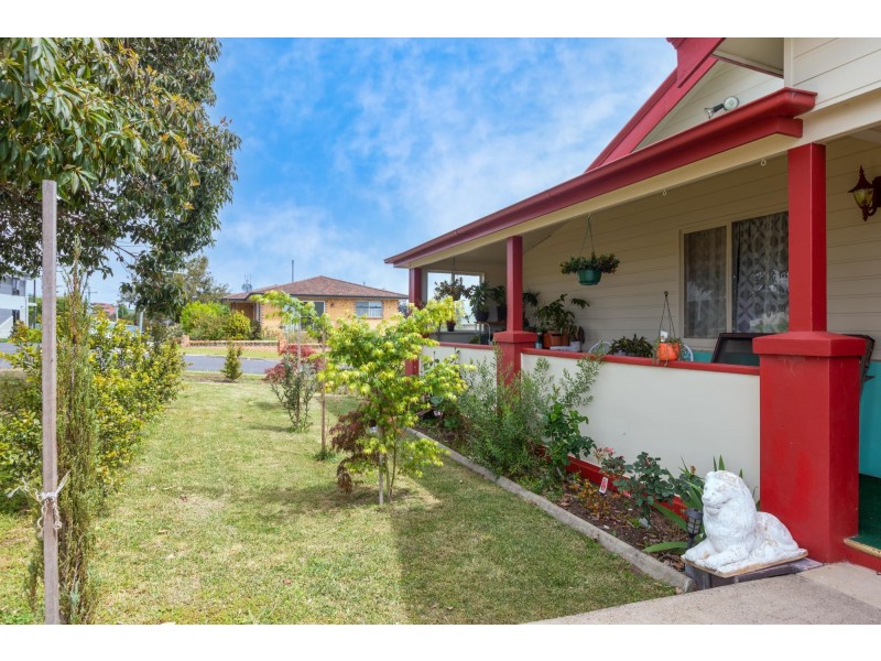5 Heath Street, Bega NSW 2550