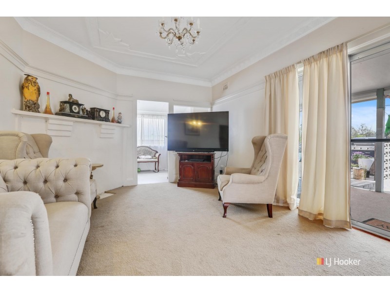 5 Heath Street, Bega NSW 2550