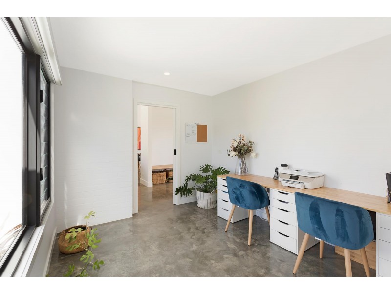 17 Kurrajong Crescent, Kalaru NSW 2550