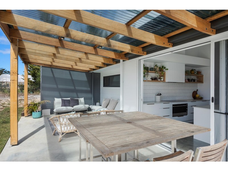 17 Kurrajong Crescent, Kalaru NSW 2550