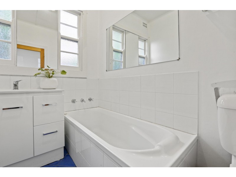 28 Fairview Street, Bega NSW 2550