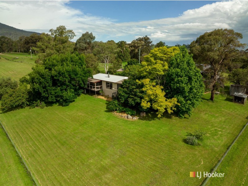 283 Glen Oaks Road, Greendale NSW 2550